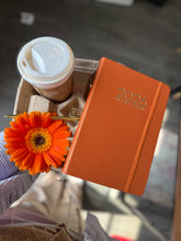 Cargar imagen en el visor de la galería, Planner 2026: El Poder de Elegirme